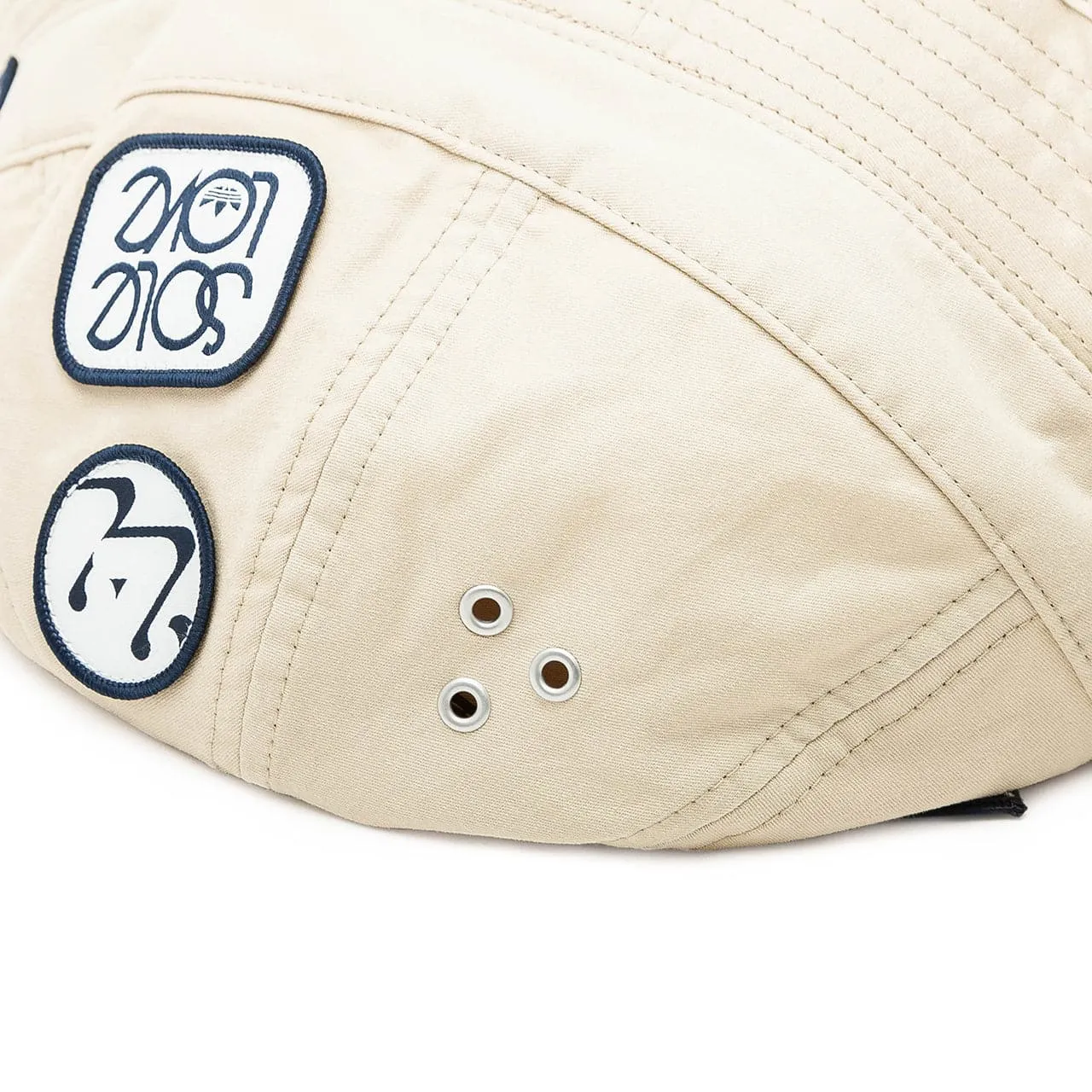 adidas Patch Bucket Hat (Beige)