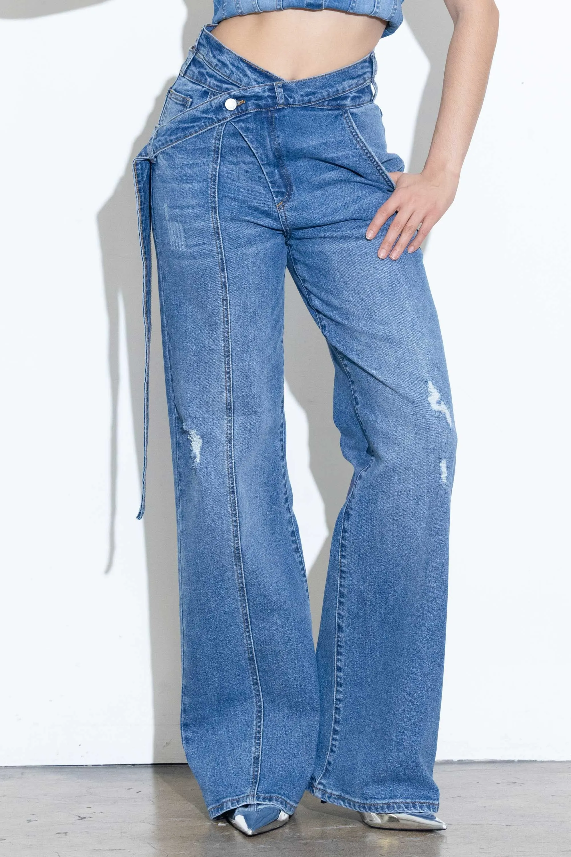 Crossed Waist Line Long Belted Wide Jeans