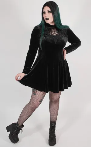 Ensnared Velvet Dress | Black | Plus Size